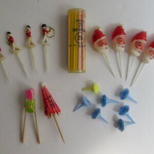 17 pc Christmas Cupcake Picks Santa Heads,  Soldiers, Candle Holders + Spir-It